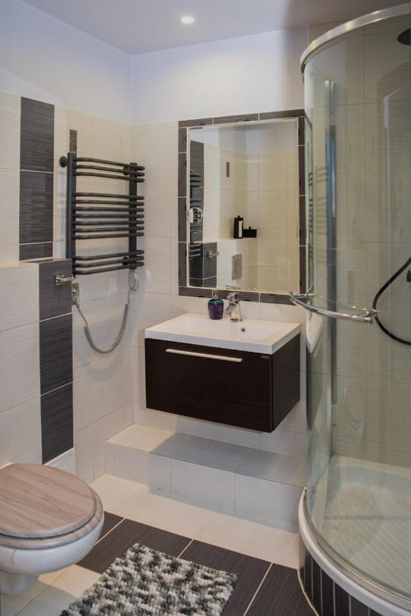 Pirs Apartament Apartment *